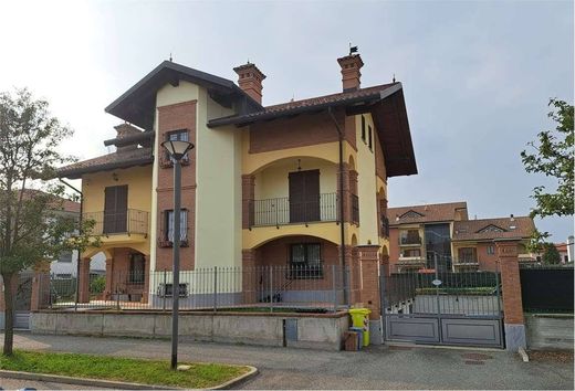 Villa in Cirié, Turin