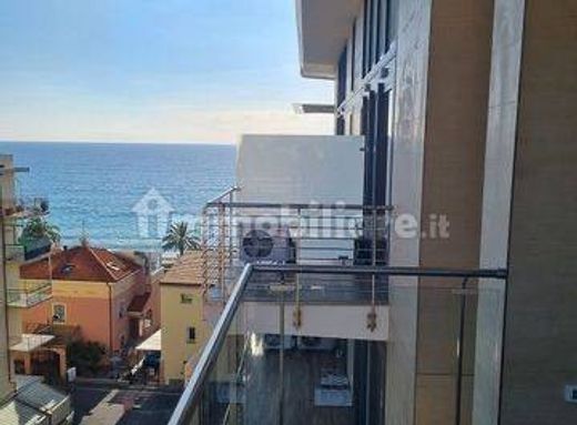 Apartament w Pietra Ligure, Provincia di Savona