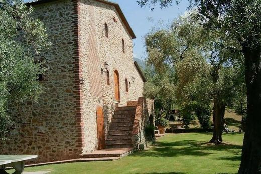 Вилла, Камайоре, Provincia di Lucca