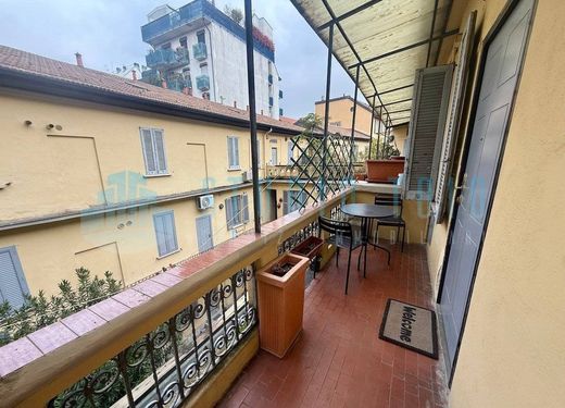 Apartment / Etagenwohnung in Mailand, Lombardei