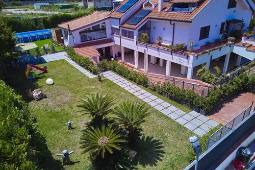 Villa in Palermo, Sicily