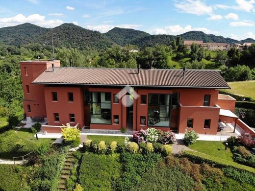 Вилла, Monfumo, Provincia di Treviso