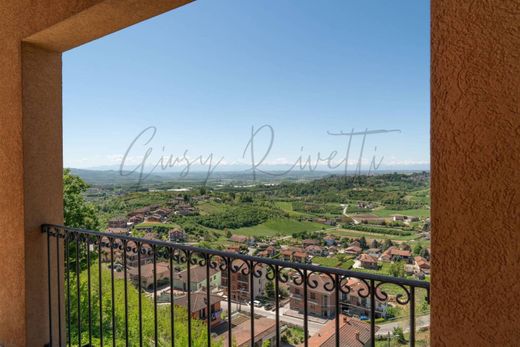 Villa a Pocapaglia, Cuneo