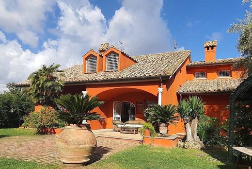 Villa a Roma, Lazio