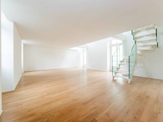 Appartement à Lecco, Provincia di Lecco