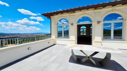 Cobertura - Florença, Toscana