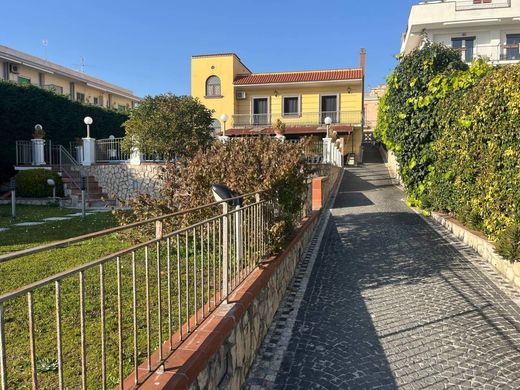Villa in Trecase, Naples