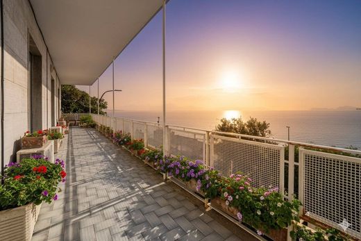 Apartment in Naples, Campania