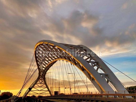 Apartment / Etagenwohnung in Rom, Latium