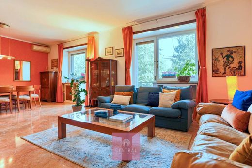 套间/公寓  米蘭, 米兰省