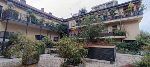 Appartamento a Milano, Lombardia