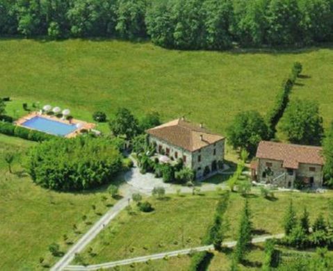 Country House in Pontremoli, Provincia di Massa-Carrara