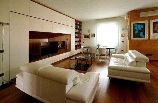 Penthouse in Sesto Fiorentino, Province of Florence