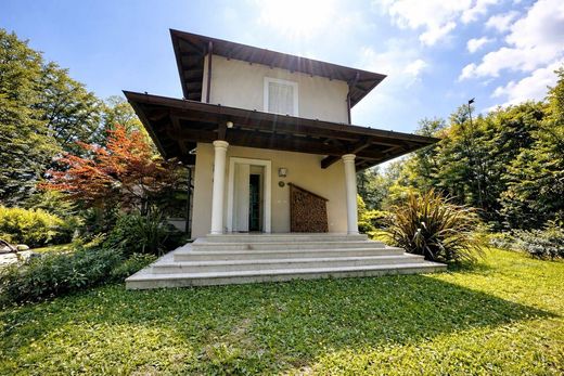 Villa in Gignese, Verbania