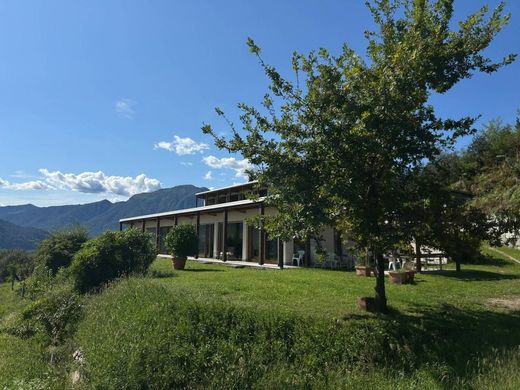 Villa in Verbania, Piedmont