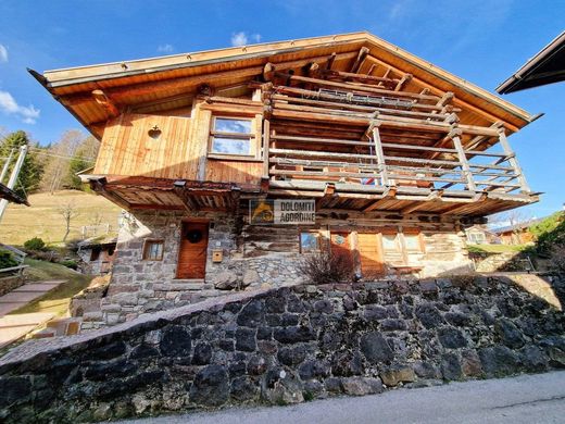 Luxus-Haus in Falcade Alto, Provincia di Belluno