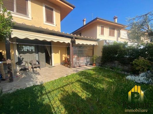 别墅  罗马市, 罗马省