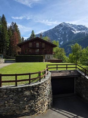 Appartamento a Courmayeur, Aosta