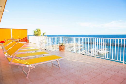 Penthouse w San Bartolomeo al Mare, Provincia di Imperia