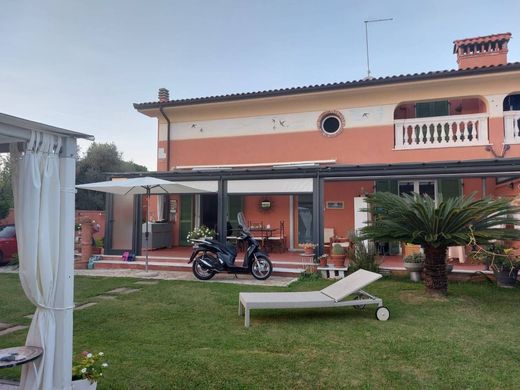 Casa com terraço - Carrara, Provincia di Massa-Carrara