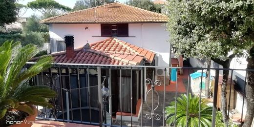 Villa - San Vincenzo, Provincia di Livorno
