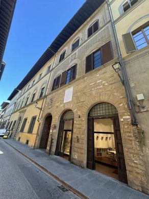 Apartment / Etagenwohnung in Florenz, Toskana