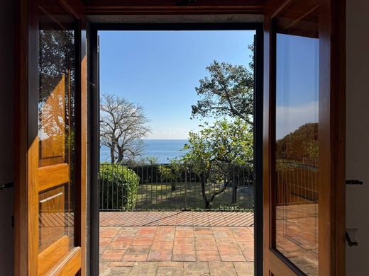 Villa - Acireale, Catania