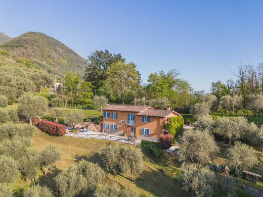 Country House in Camaiore, Provincia di Lucca