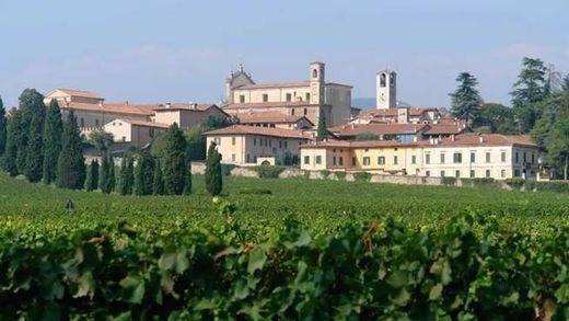 Villa in Ome, Provincia di Brescia