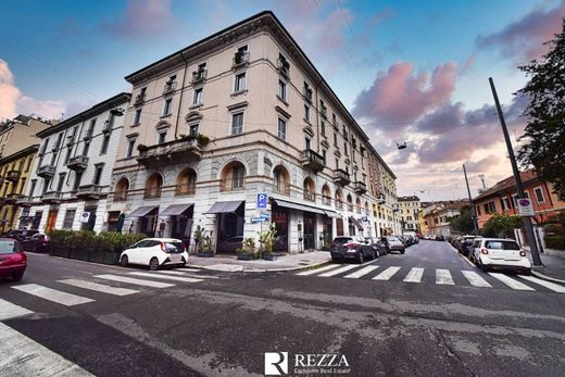 아파트 / 밀라노, Città metropolitana di Milano