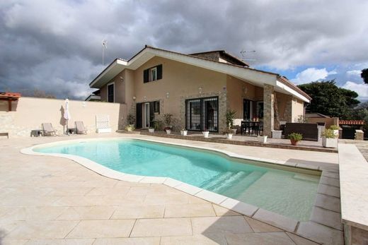 Villa - Formello, Roma