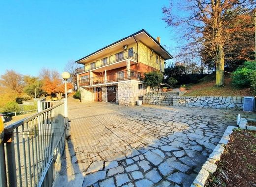 빌라 / Banchette, Torino