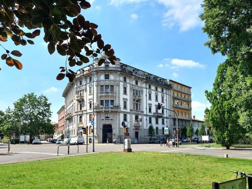 Apartment / Etagenwohnung in Pavia, Provincia di Pavia
