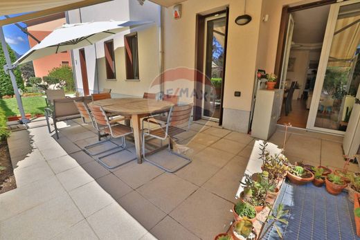 Apartment in Lecco, Provincia di Lecco