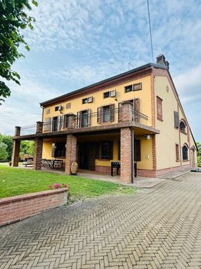 ﻓﻴﻼ ﻓﻲ Lu, Provincia di Alessandria