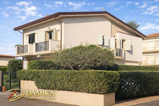 Villa in Viareggio, Provincia di Lucca