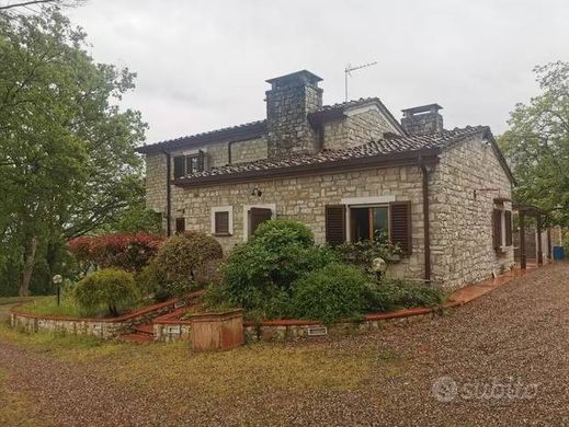 Villa en Borgo San Lorenzo, Florencia