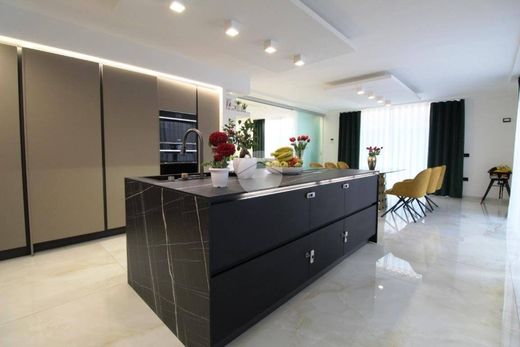 Вилла, Santa Maria Capua Vetere, Provincia di Caserta