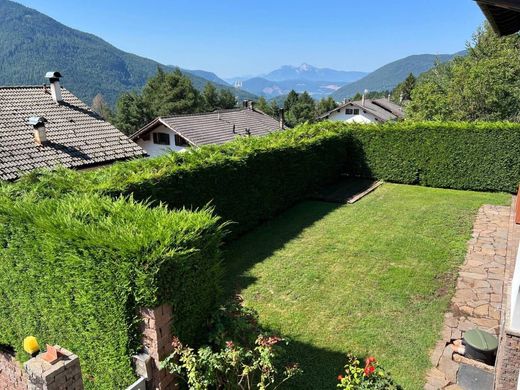 Villa in Grumes, Trento