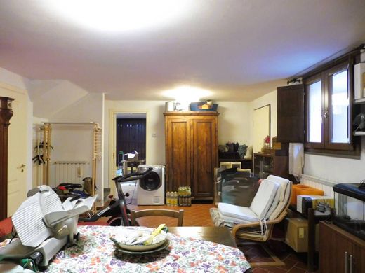 Luxury home in Montelupo Fiorentino, Florence
