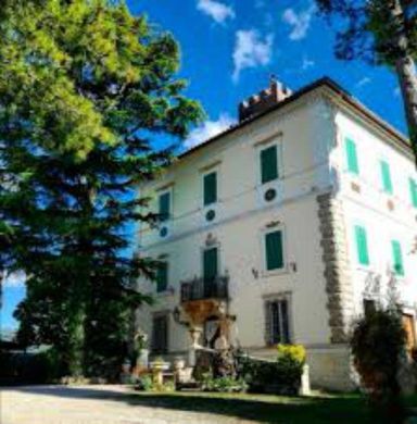 Villa in Monterotondo, Rom