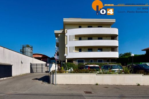 Пентхаус, Barlassina, Provincia di Monza e della Brianza