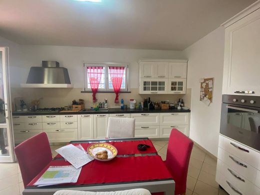 Villa in Cascina, Pisa