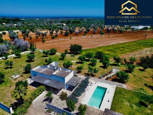 Villa in Carovigno, Provincia di Brindisi