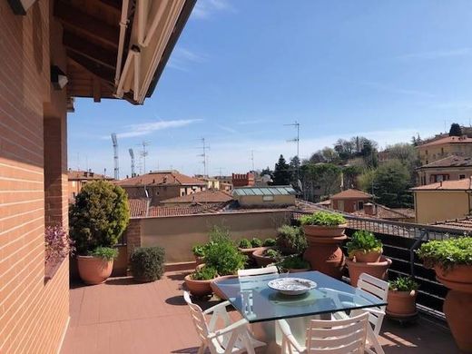 Cobertura - Bolonha, Emilia-Romagna