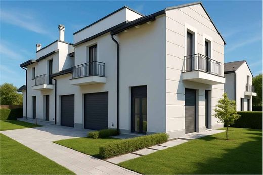 ﻓﻴﻼ ﻓﻲ Malnate, Provincia di Varese