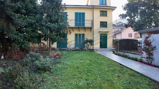 Villa in Bollate, Città metropolitana di Milano