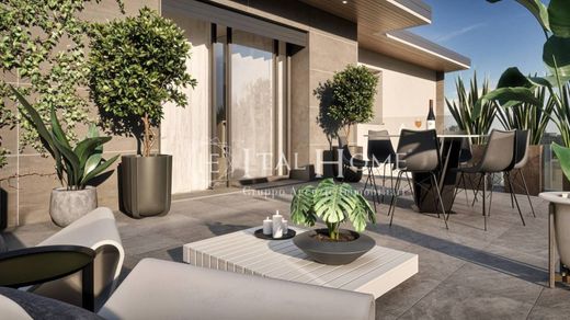 套间/公寓  贝尔加莫, 贝尔加莫省