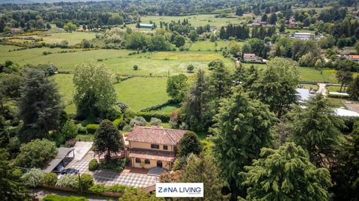 Villa a Rocca Priora, Roma