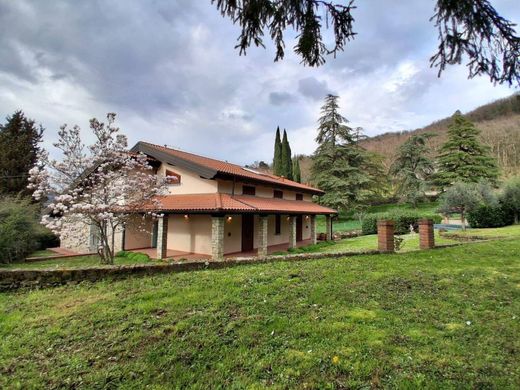 Villa in Vaiano, Provincia di Prato